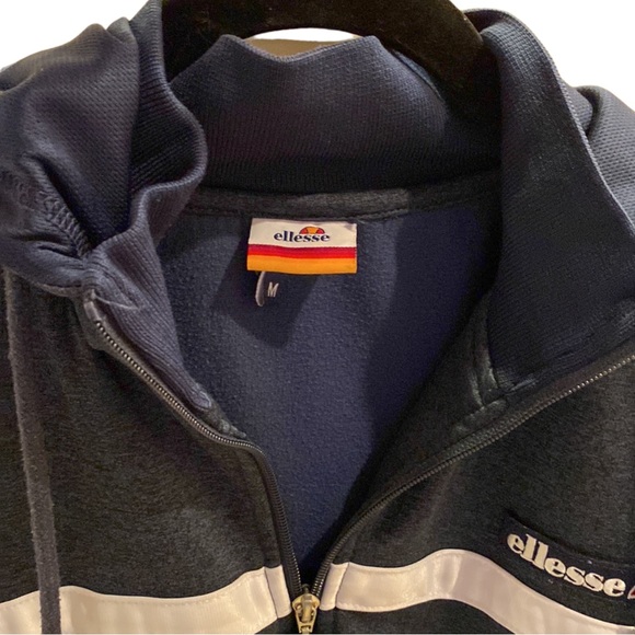Ellesse Navy Hoodie size M - Picture 5 of 5